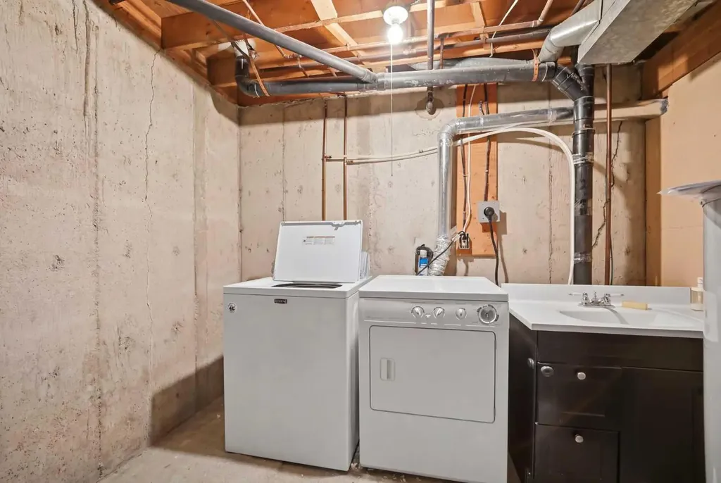 6416 4a Street NE Calgary AB T2K 5M9