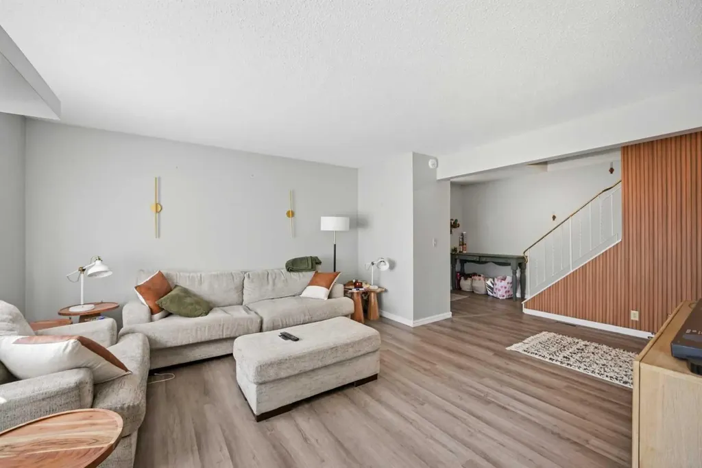 6416 4a Street NE Calgary AB T2K 5M9