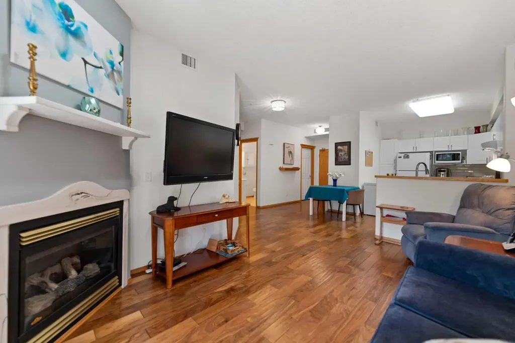 223 Tuscany Springs Boulevard NW Calgary AB T3L 2M2