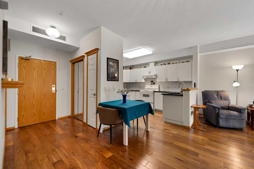 223 Tuscany Springs Boulevard NW Calgary AB T3L 2M2