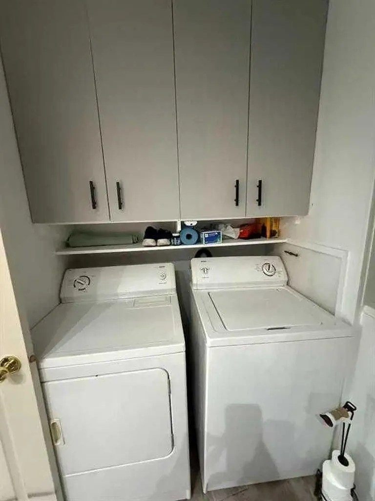 64 Greenwood Villa Drumheller AB T0J 0Y2