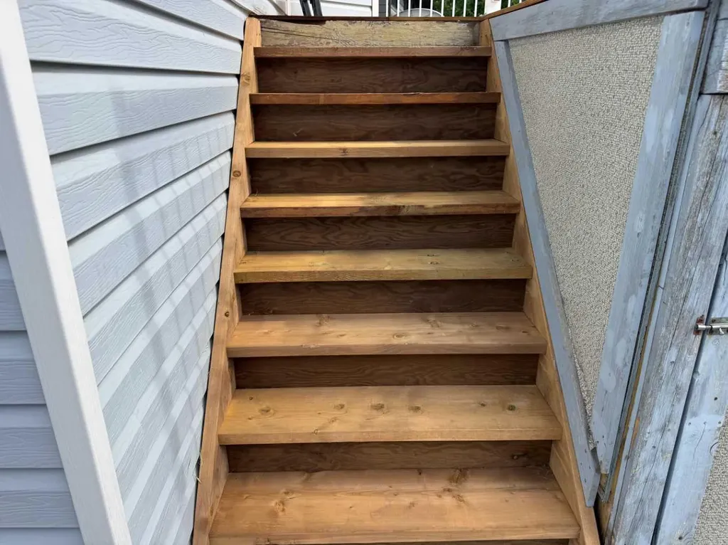 5319 37 Street Innisfail AB T4G 1G4