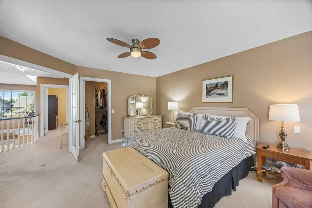 43 Hampstead Close NW Calgary AB T3A 5J3