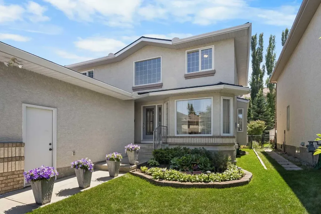 43 Hampstead Close NW Calgary AB T3A 5J3