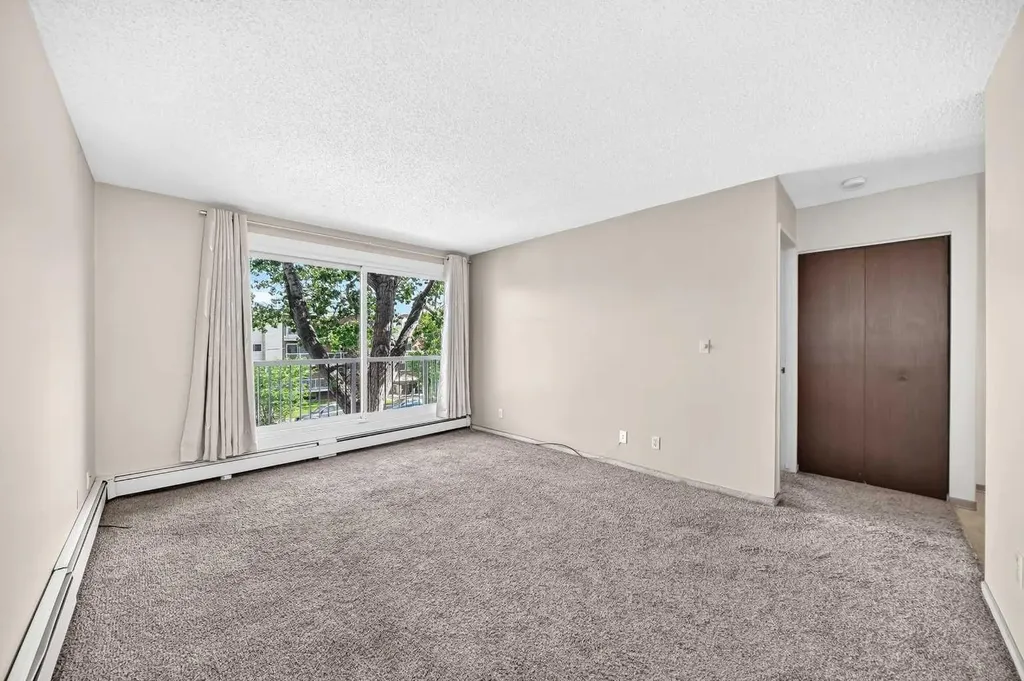 1829 11 Avenue SW Calgary AB T3C 0N2