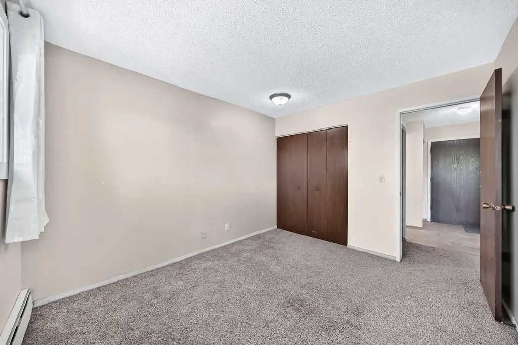 1829 11 Avenue SW Calgary AB T3C 0N2