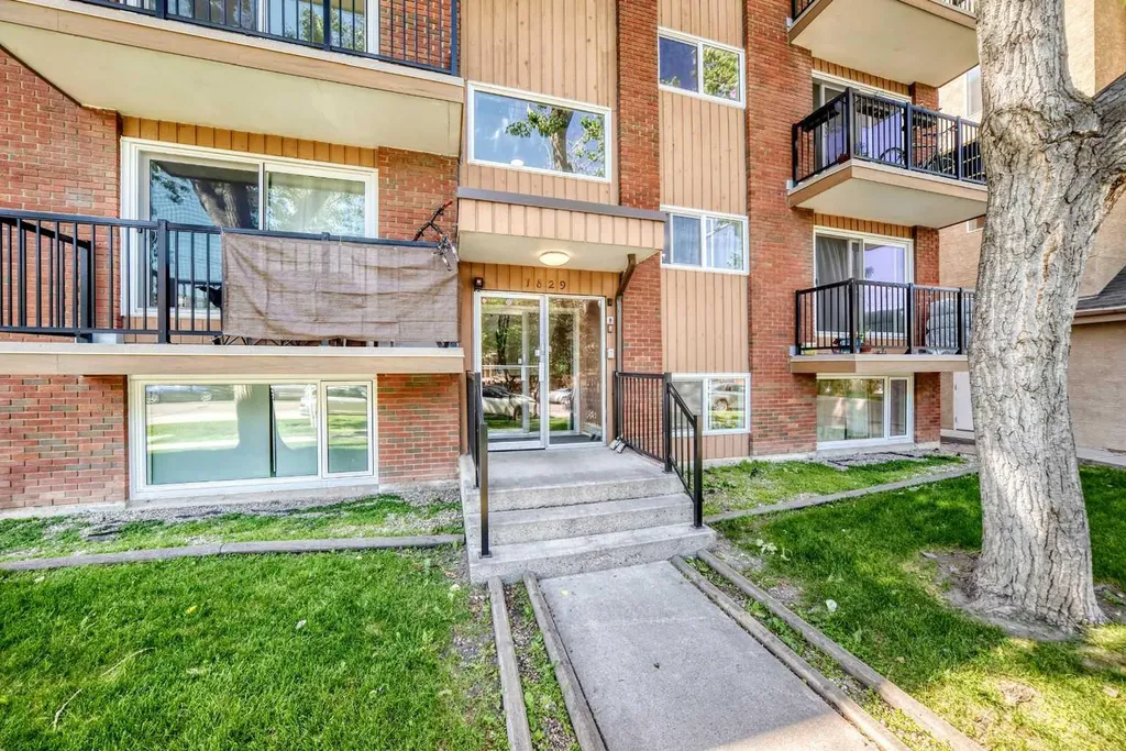 1829 11 Avenue SW Calgary AB T3C 0N2