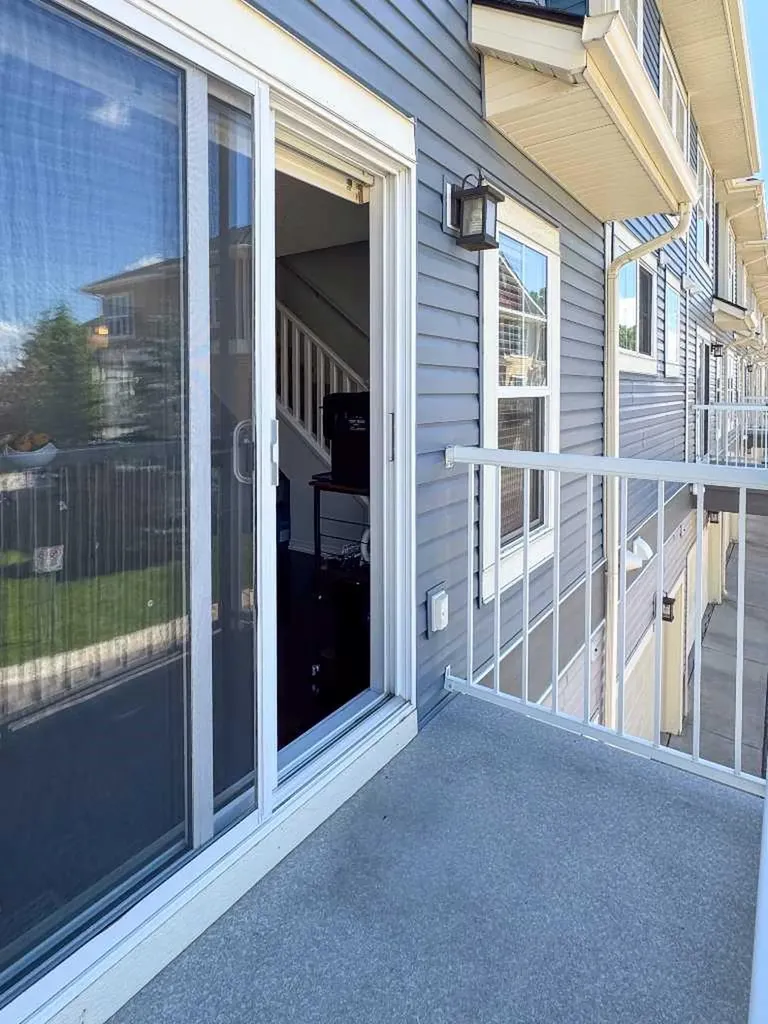 5 Auburn Bay Common SE Calgary AB T3M0M6