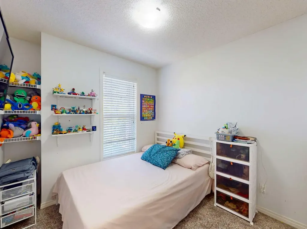 5 Auburn Bay Common SE Calgary AB T3M0M6