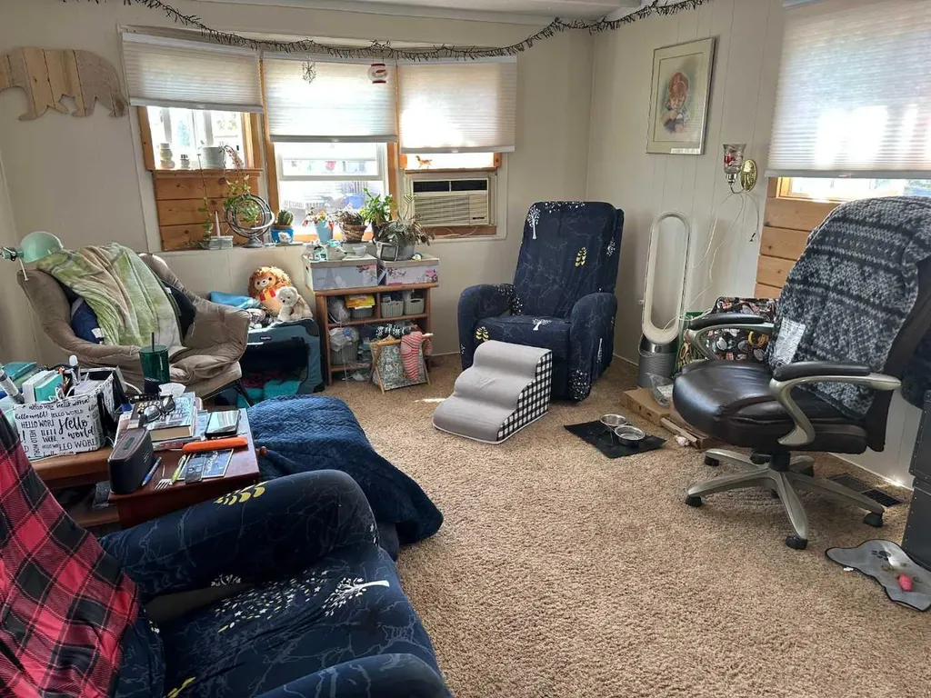 1190 15 Avenue Didsbury AB T0M 0W0