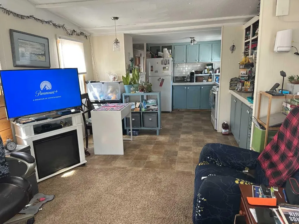 1190 15 Avenue Didsbury AB T0M 0W0
