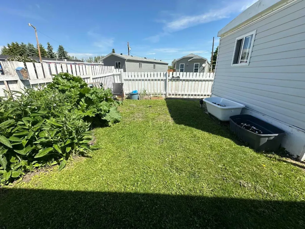 1190 15 Avenue Didsbury AB T0M 0W0