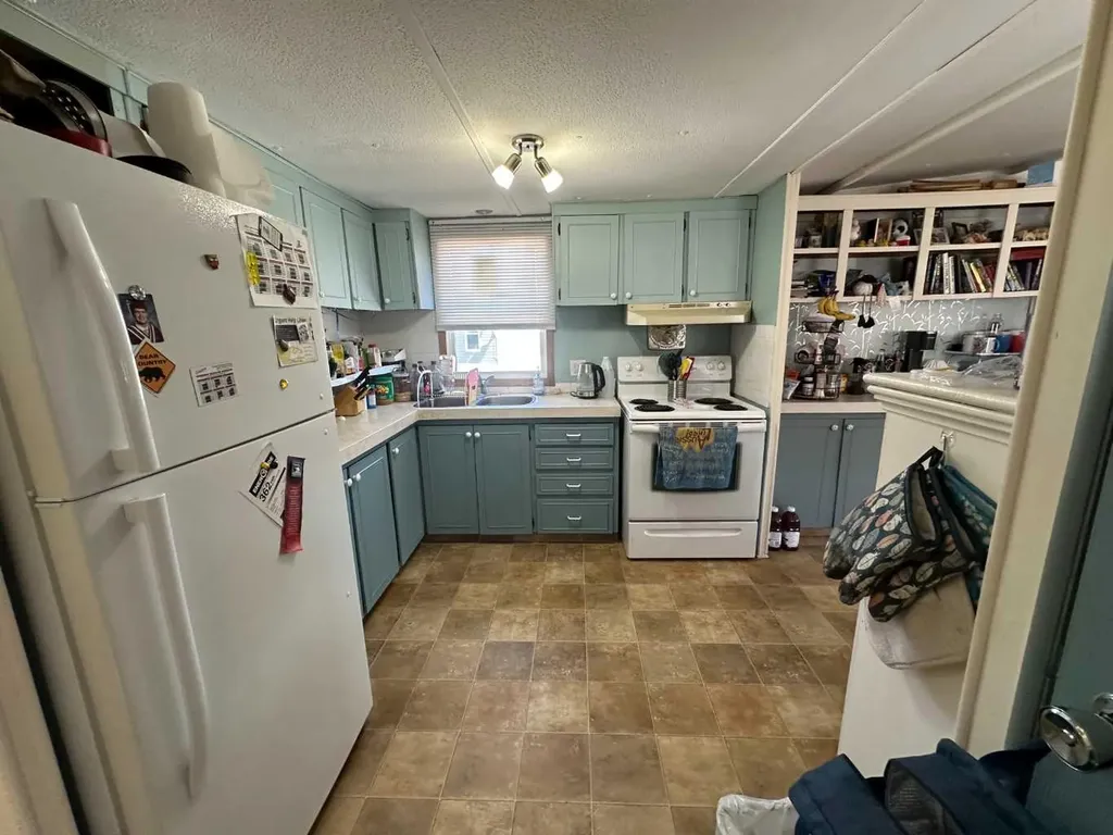 1190 15 Avenue Didsbury AB T0M 0W0