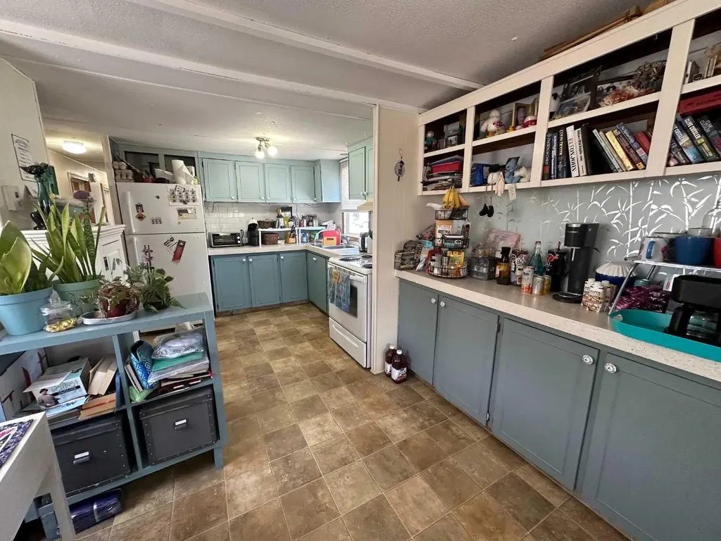 1190 15 Avenue Didsbury AB T0M 0W0