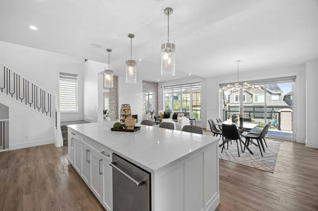 351 Marina Landing SE Calgary AB T3M 3J6