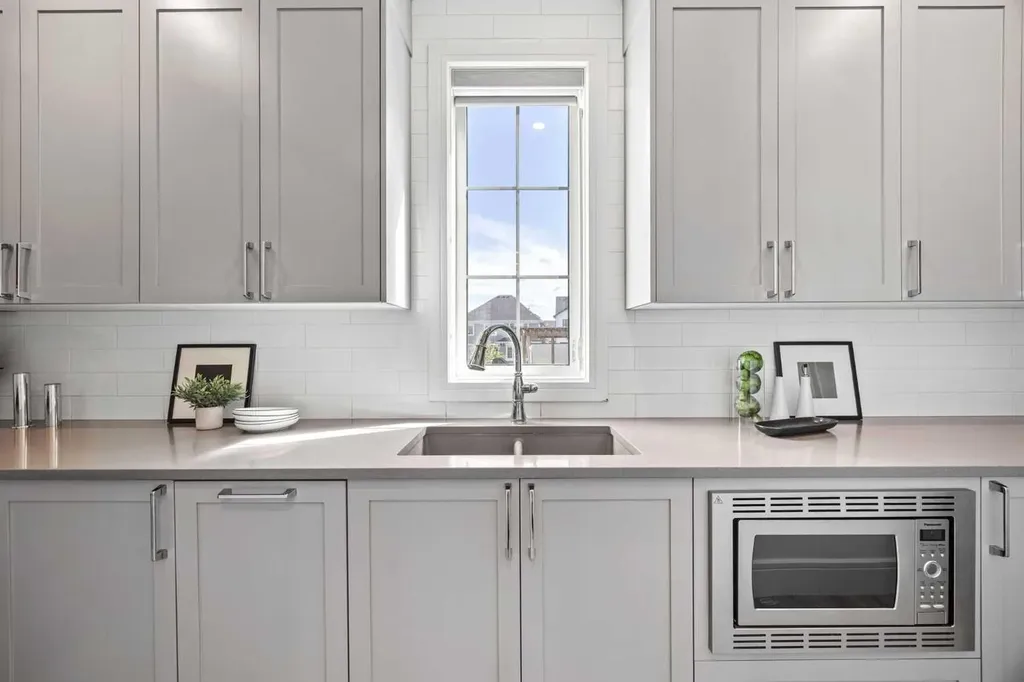 351 Marina Landing SE Calgary AB T3M 3J6