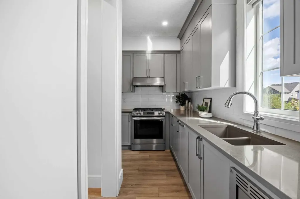 351 Marina Landing SE Calgary AB T3M 3J6