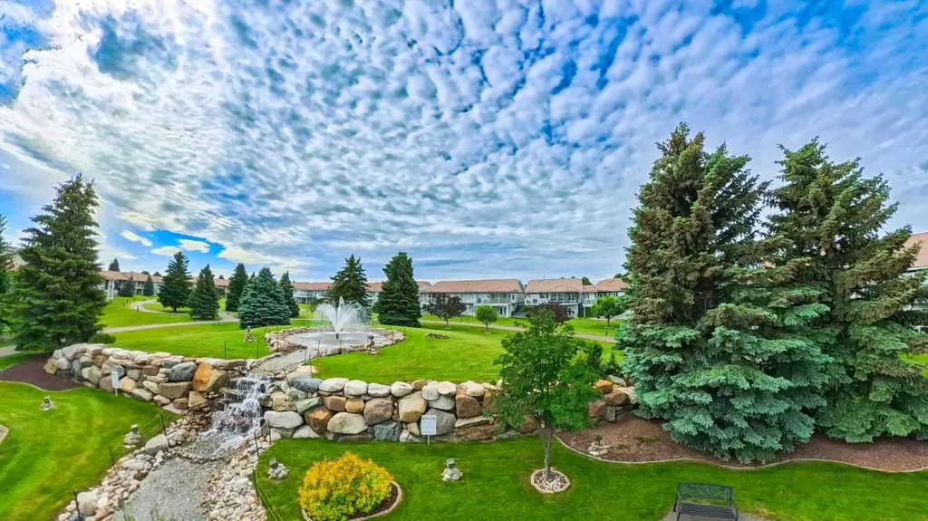 60 Sandstone Place Medicine Hat AB T1B 4R9