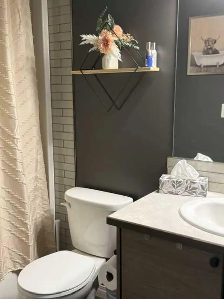 148 10 Avenue SE Drumheller AB T0J 0Y6
