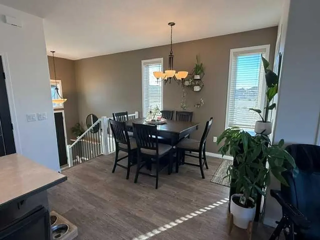 148 10 Avenue SE Drumheller AB T0J 0Y6