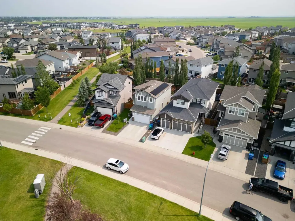 206 Twinriver Road W Lethbridge AB T1J 5B9