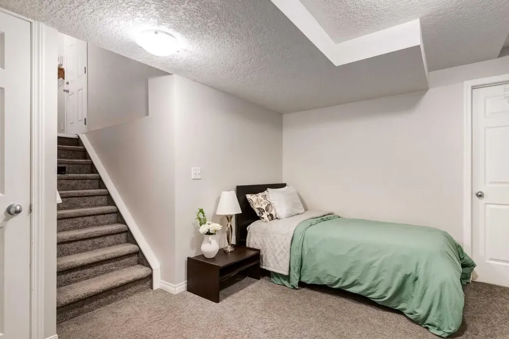 55 Copperfield Court SE Calgary AB T2Z 4Z3
