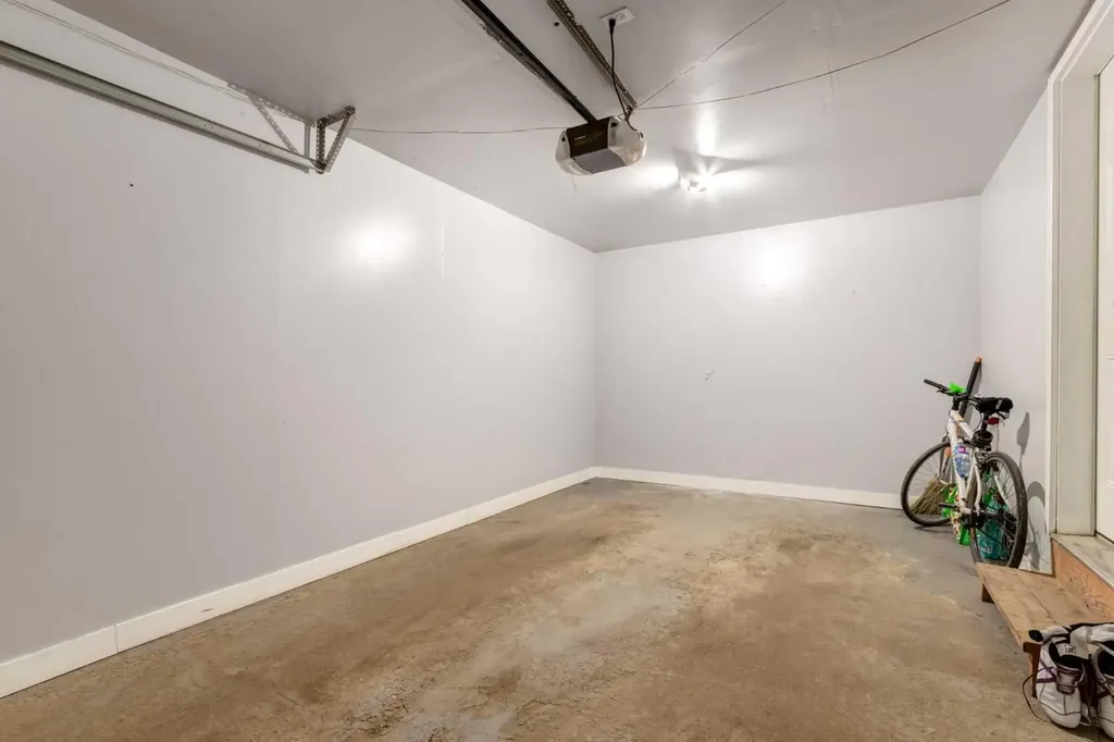 55 Copperfield Court SE Calgary AB T2Z 4Z3