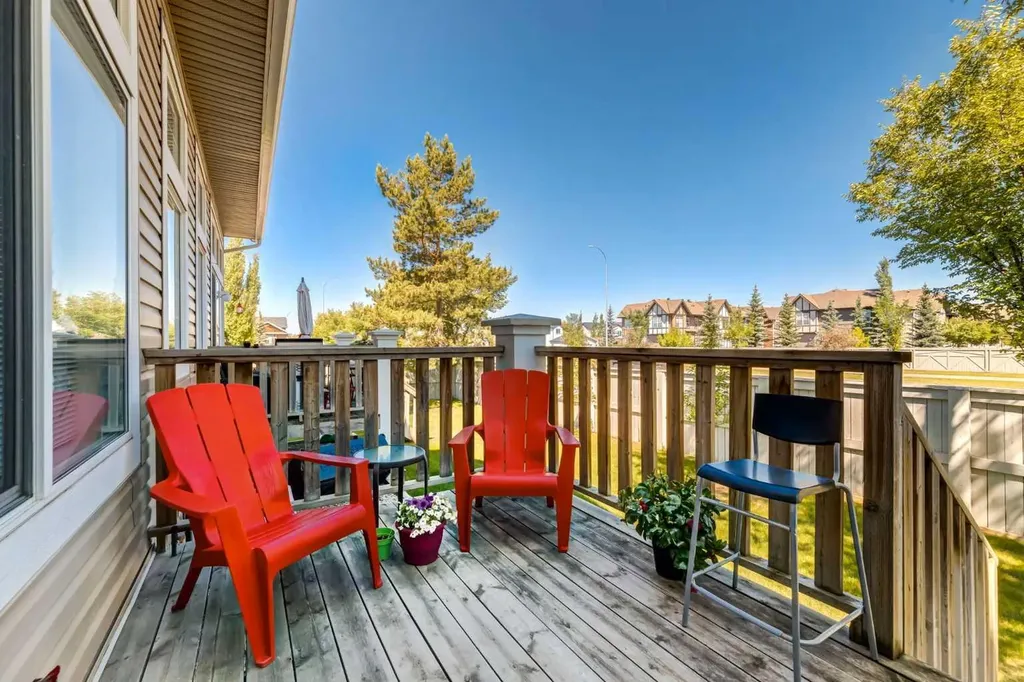 55 Copperfield Court SE Calgary AB T2Z 4Z3