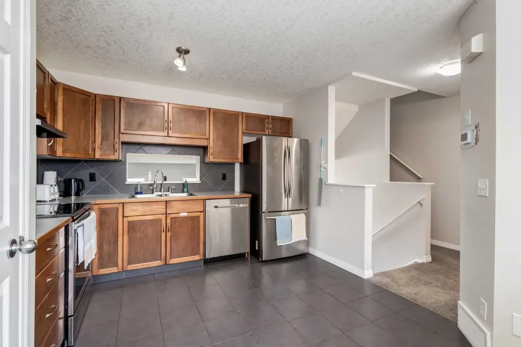 55 Copperfield Court SE Calgary AB T2Z 4Z3
