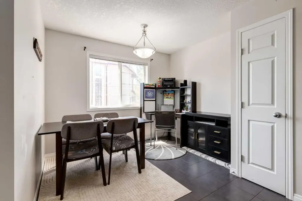 55 Copperfield Court SE Calgary AB T2Z 4Z3