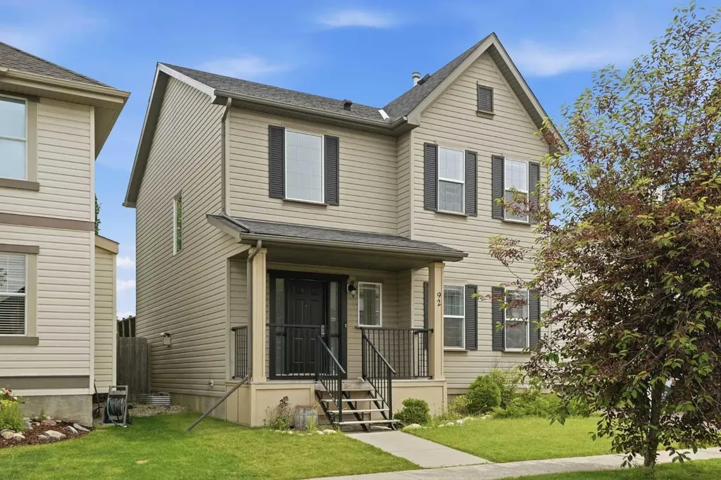 92 Prestwick Heath SE Calgary AB T2Z 4E4