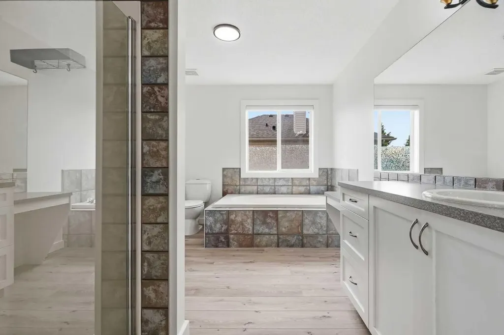 92 Prestwick Heath SE Calgary AB T2Z 4E4
