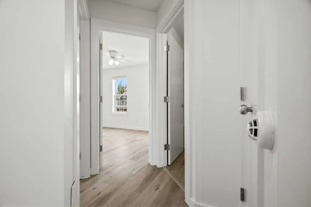 92 Prestwick Heath SE Calgary AB T2Z 4E4