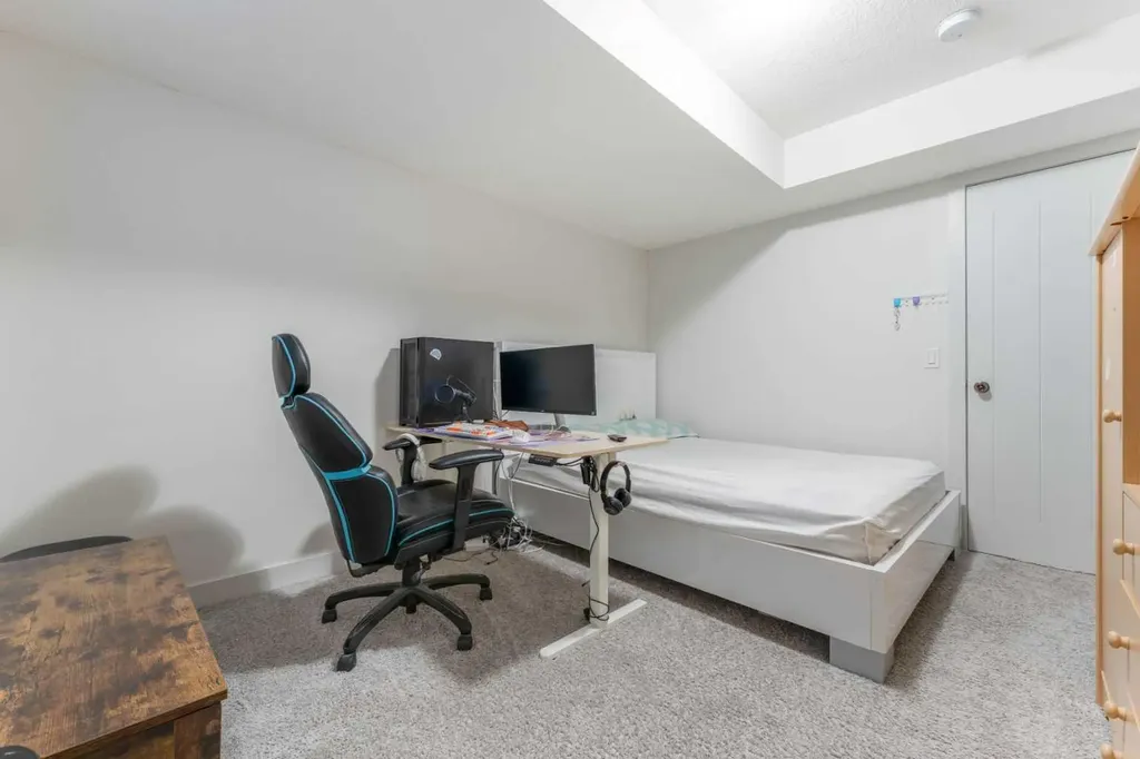 314 Redstone Boulevard NE Calgary AB T3N 1K3