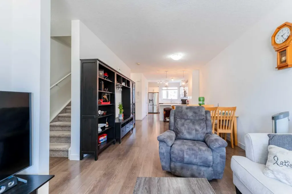 314 Redstone Boulevard NE Calgary AB T3N 1K3