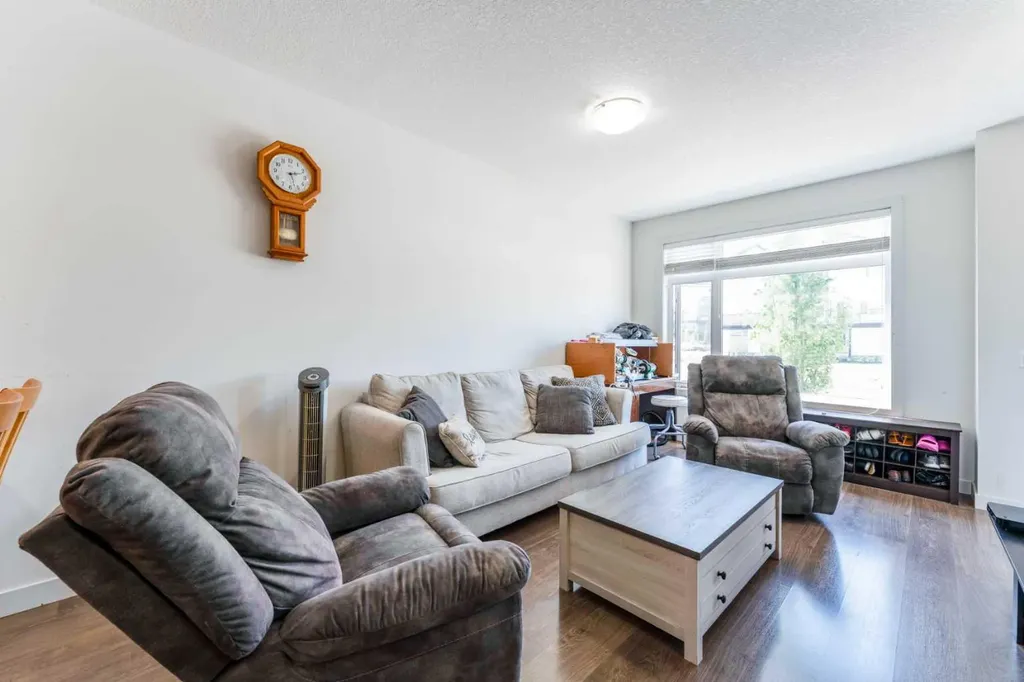314 Redstone Boulevard NE Calgary AB T3N 1K3