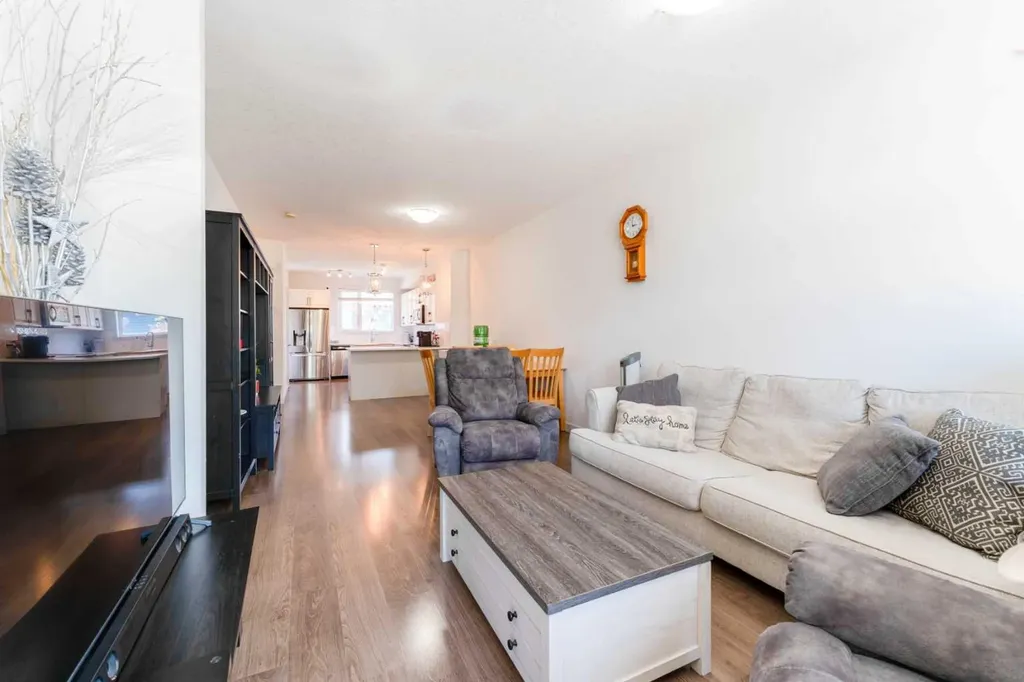 314 Redstone Boulevard NE Calgary AB T3N 1K3