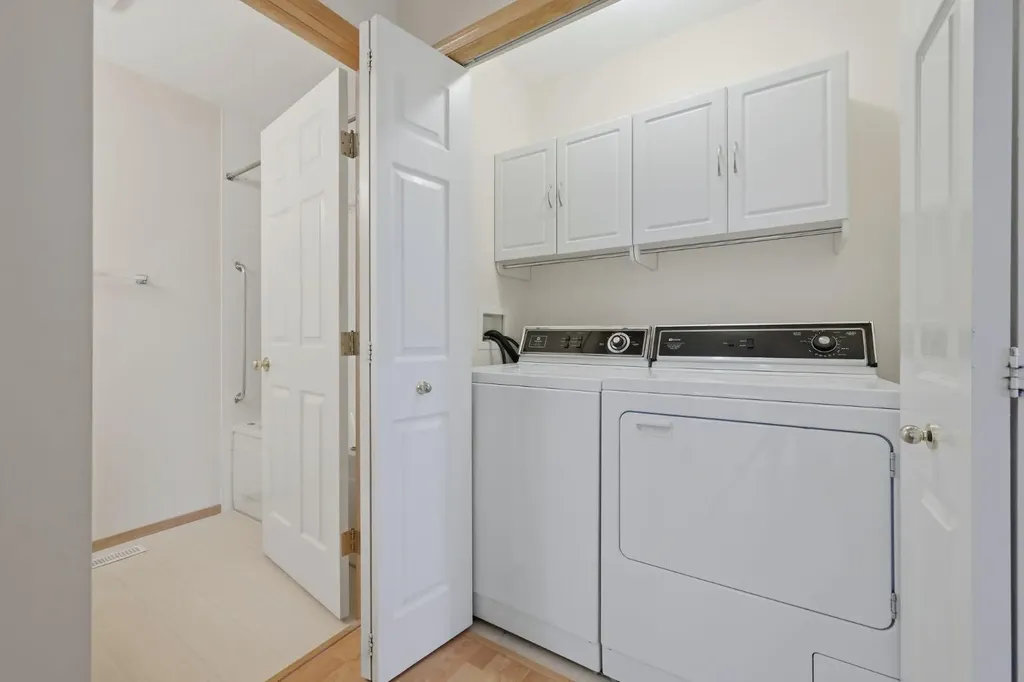 112 Dovista Court SE Calgary AB T2B3P4