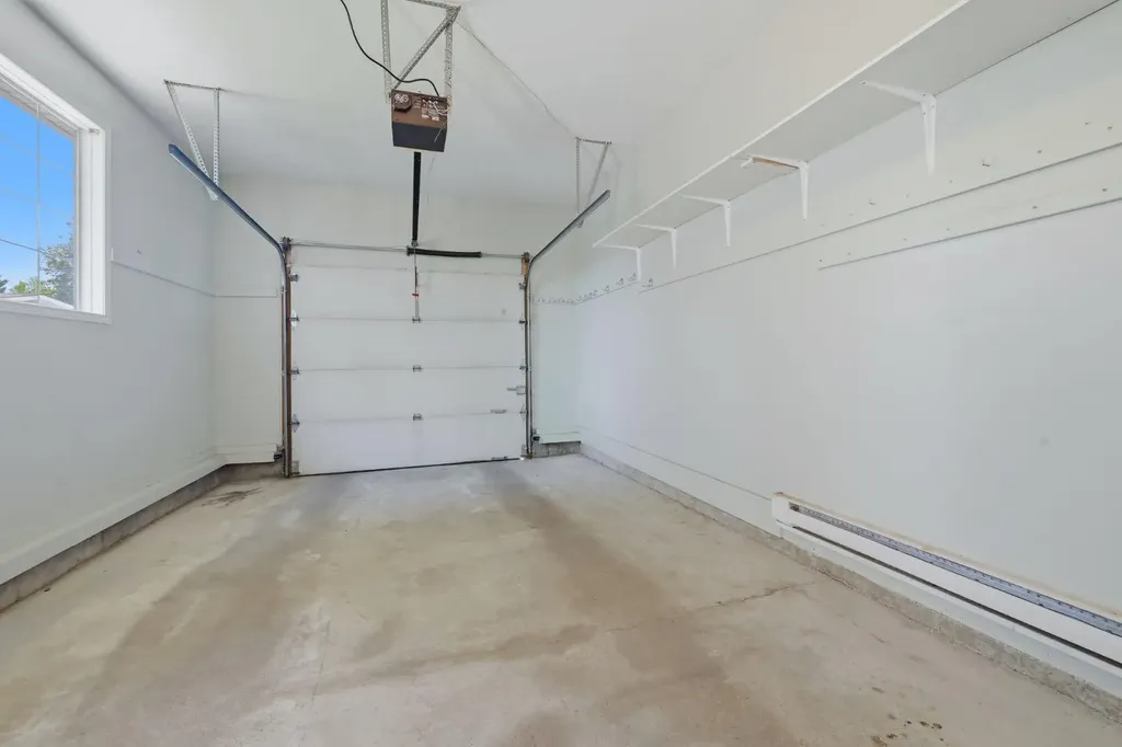 112 Dovista Court SE Calgary AB T2B3P4
