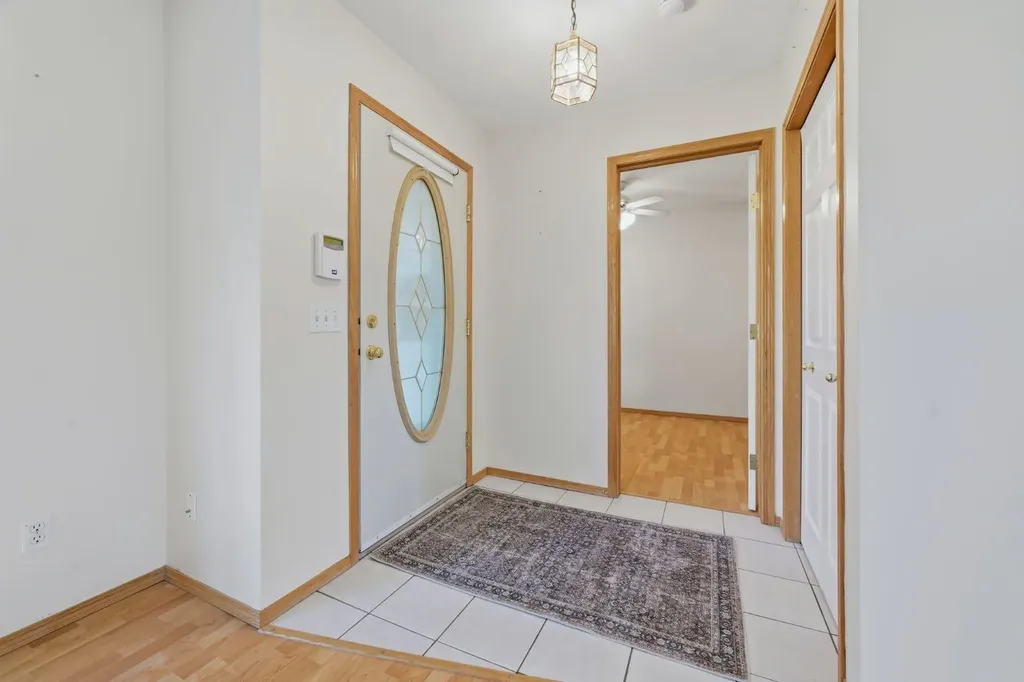 112 Dovista Court SE Calgary AB T2B3P4