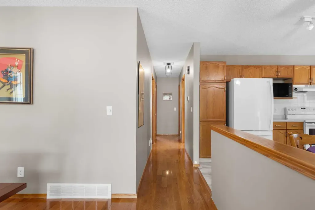 431 Shawbrooke Circle SW Calgary AB T2Y 2Z8
