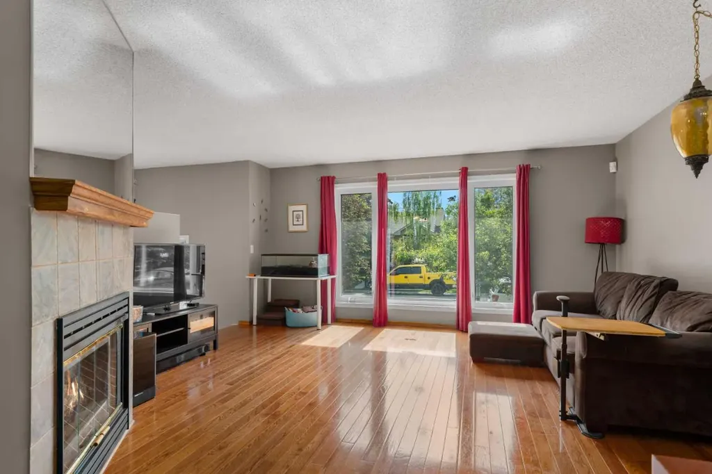 431 Shawbrooke Circle SW Calgary AB T2Y 2Z8