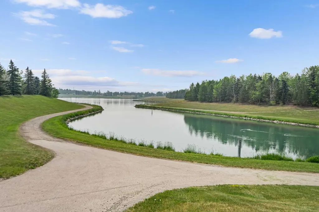 6224 17 Avenue SE Calgary AB T2A7X8