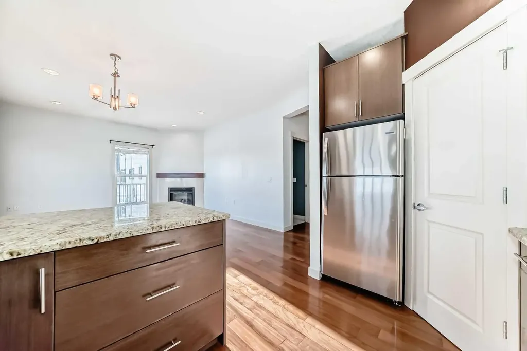 4704 Stanley Road SW Calgary AB T2S 2R2