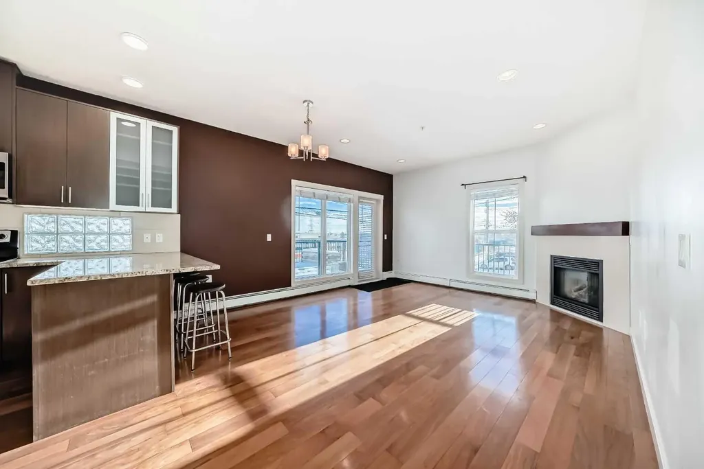 4704 Stanley Road SW Calgary AB T2S 2R2