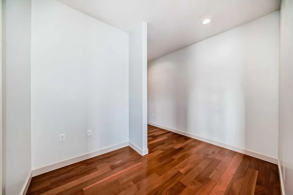 4704 Stanley Road SW Calgary AB T2S 2R2