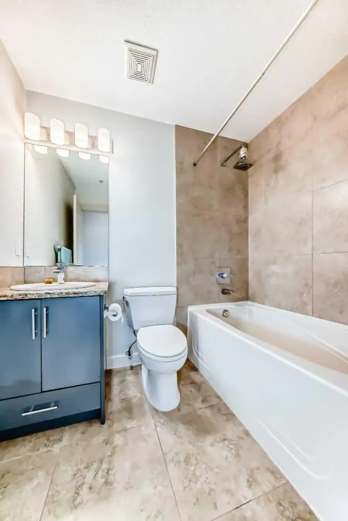 4704 Stanley Road SW Calgary AB T2S 2R2