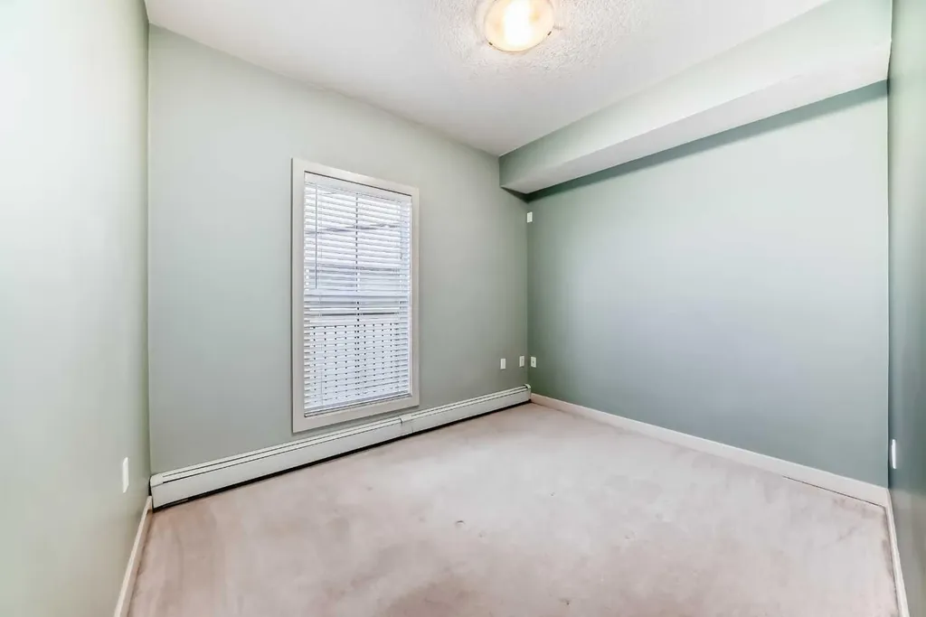 4704 Stanley Road SW Calgary AB T2S 2R2