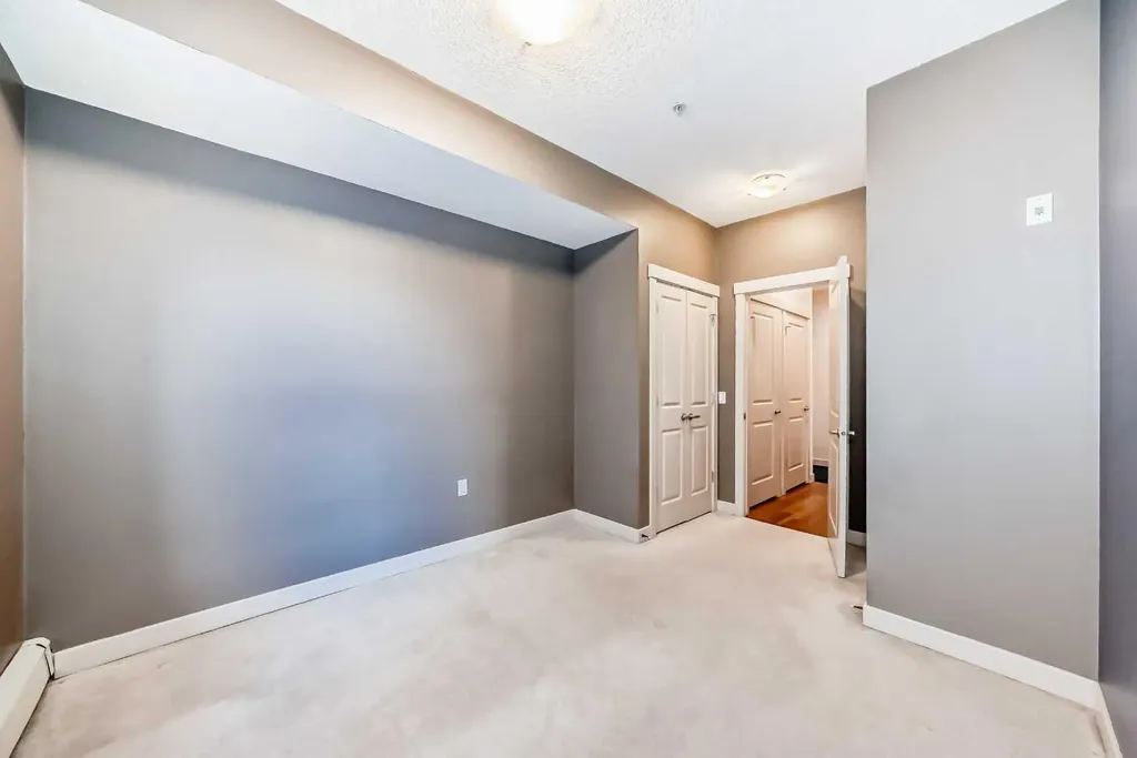 4704 Stanley Road SW Calgary AB T2S 2R2