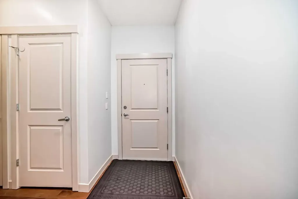 4704 Stanley Road SW Calgary AB T2S 2R2